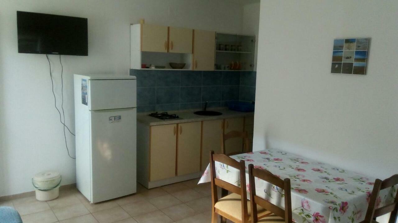 Apartments Mali Mate Tribalj Esterno foto